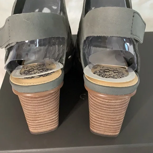 Vince Camuto Deverly Sandal Size 6.5 Wide - Picture 6 of 12